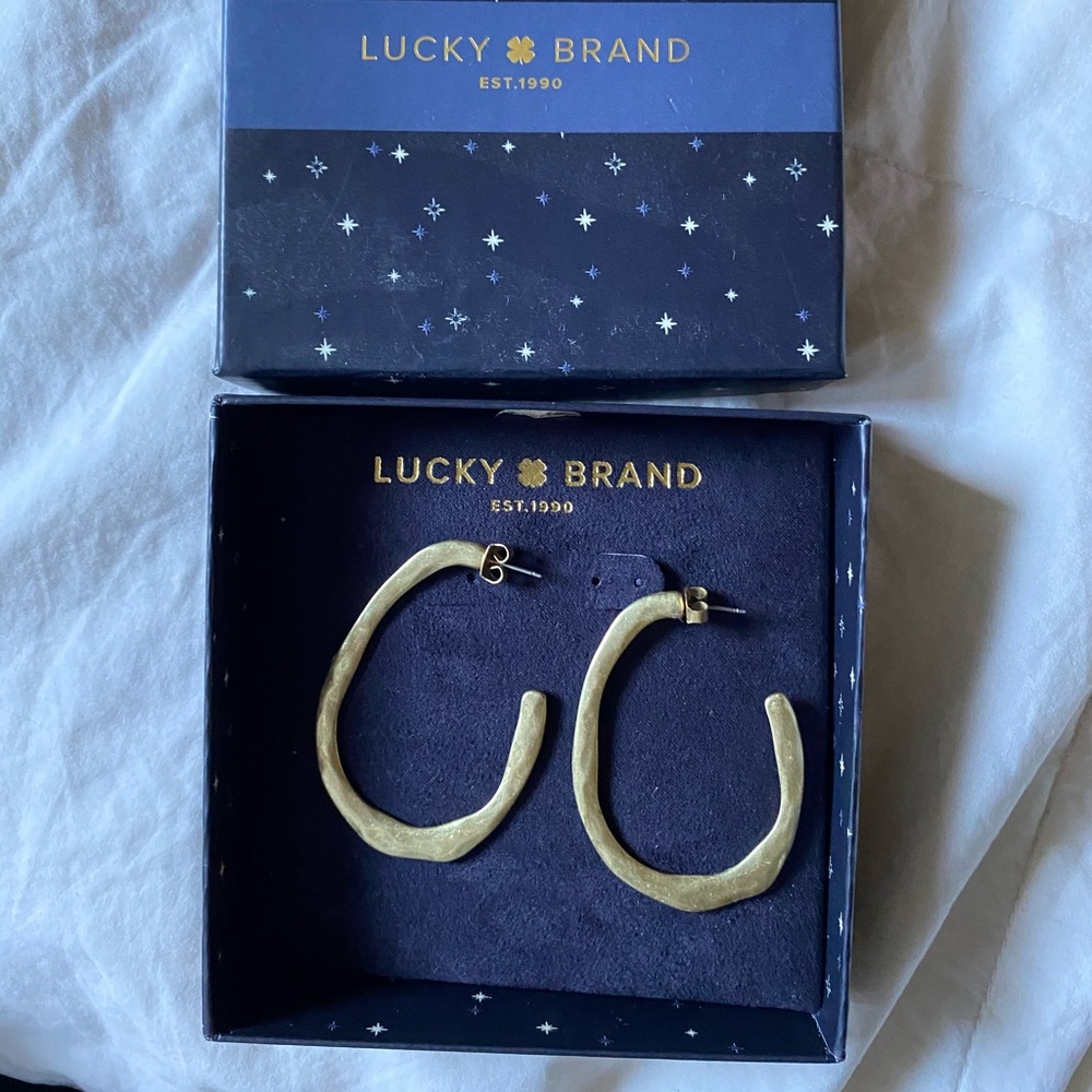 Lucky brand earrings